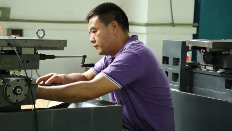 Comprehensive Maintenance Guide for Swiss Type Lathes: 7 Key Practices for Precision and Longevity