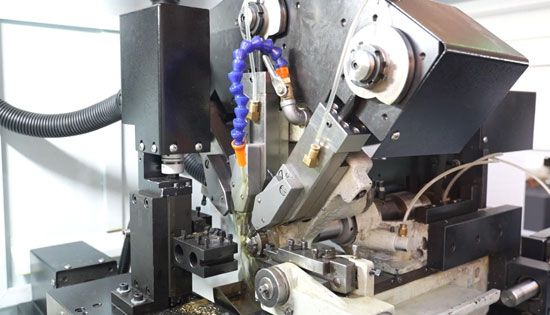 Tool layout of a cam automatic lathe